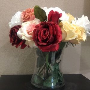 STUNNING FLORAL ARRANGEMEMNT